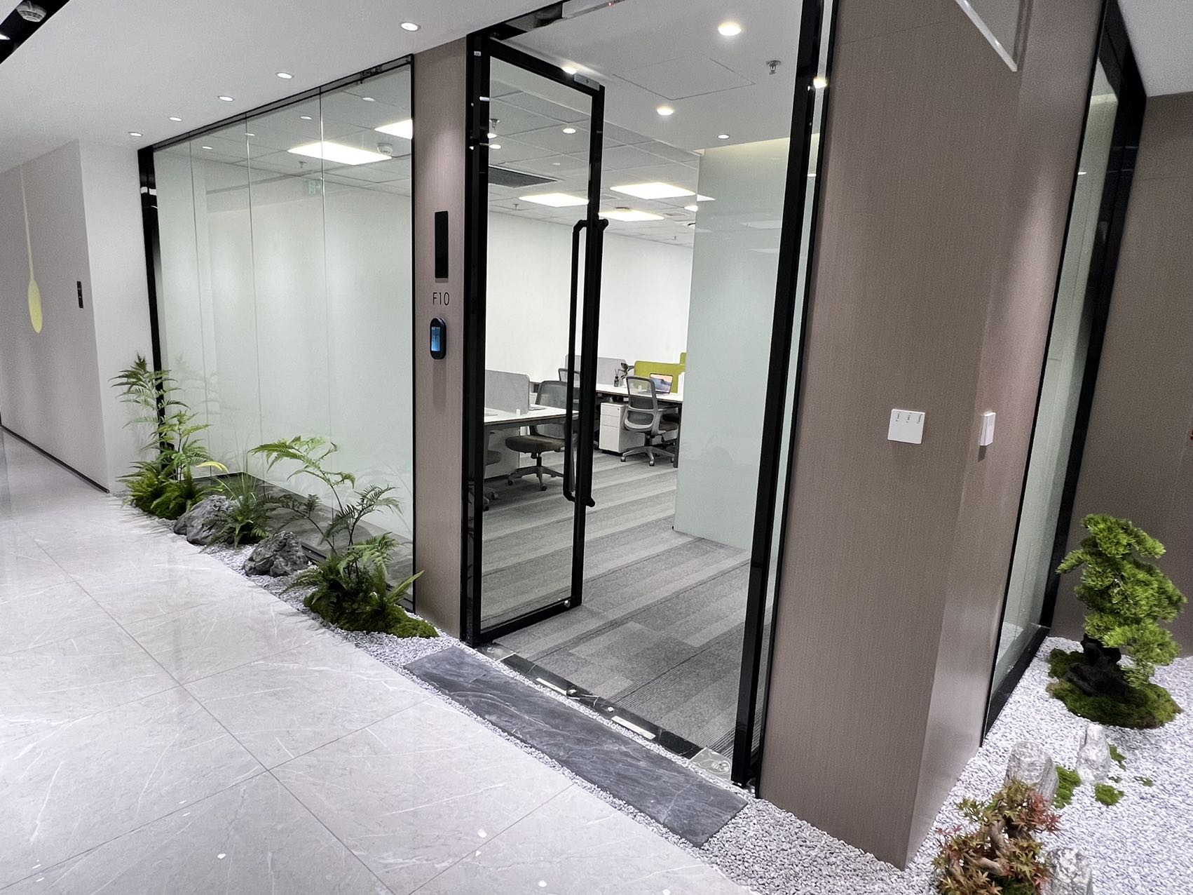 世博板块的天安金融大厦出租120-540平带装修的办公室